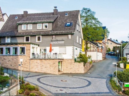 照片:  Lindenhof